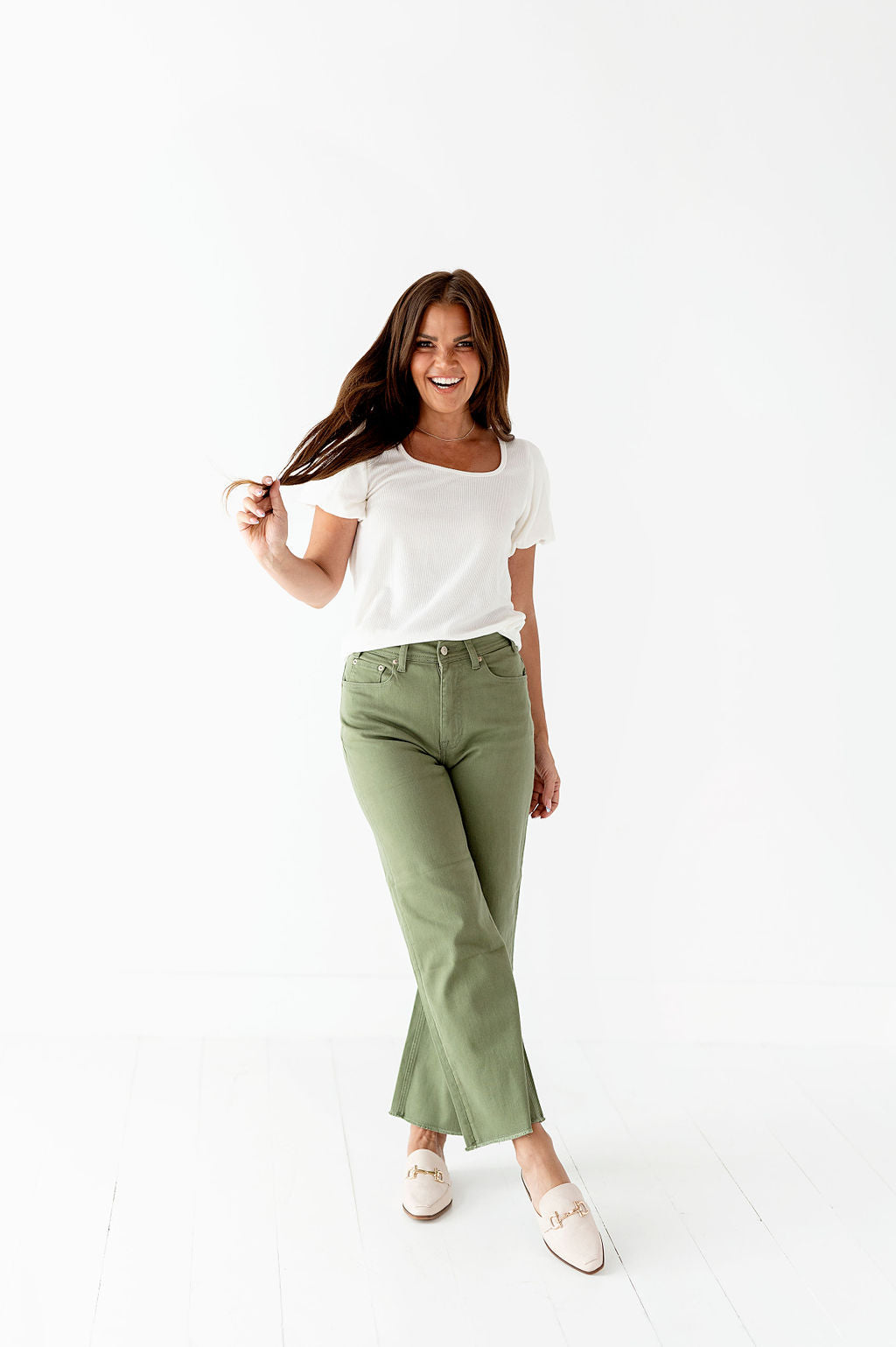Kai High Rise Jeans in Olive - Size 24 Left Kai High Rise Jeans in Olive - Size 24 Left
