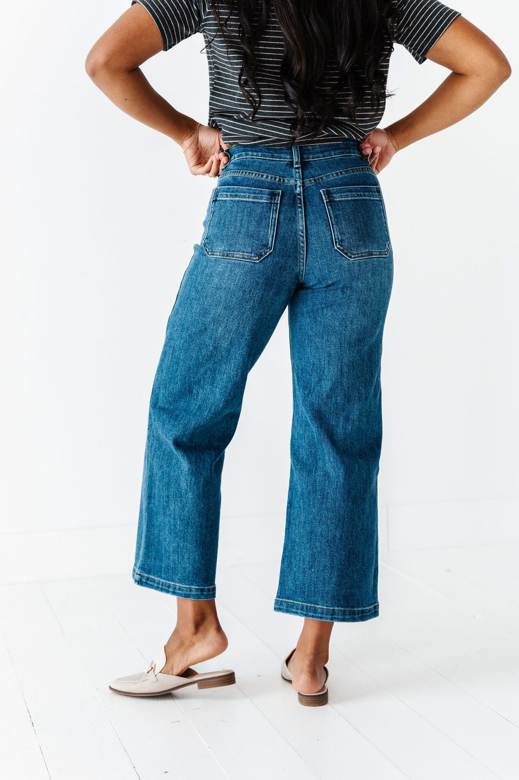Jenny Straight Leg Cropped Jean Jenny Straight Leg Cropped Jean